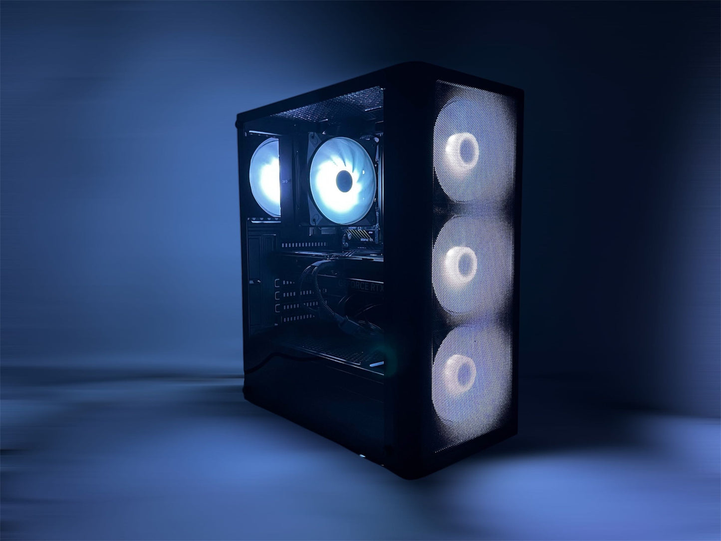 Gaming PC | NVIDIA GeForce RTX 5070 | AMD Ryzen 5 8400F